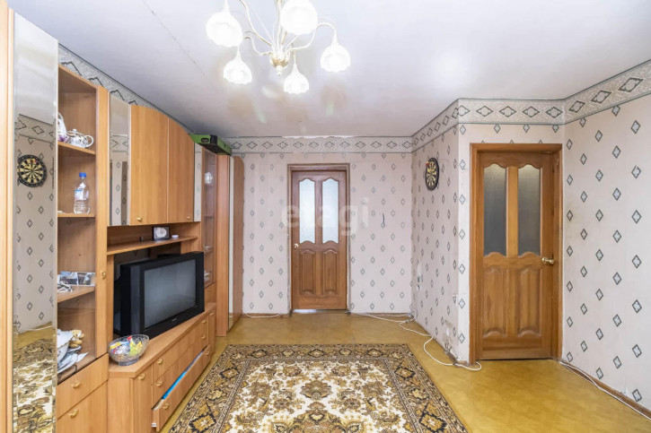 2-комн квартира Харьковская, 56