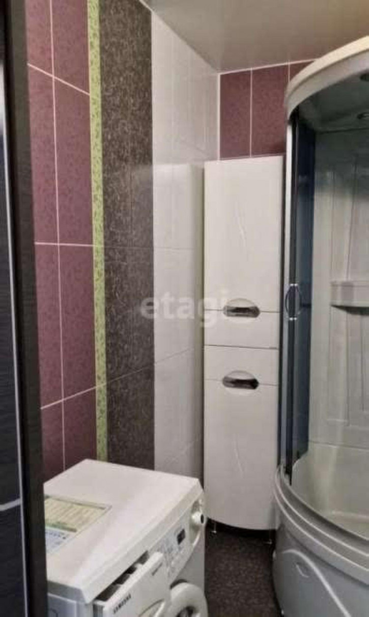 2-комн квартира Пермякова, 72
