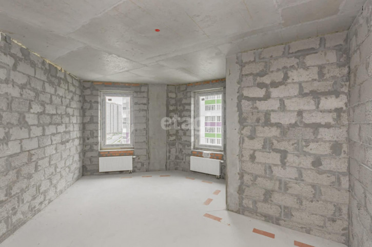 2-комн квартира Монтажников, 36