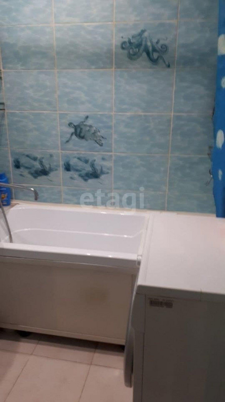 2-комн квартира Островского, 3