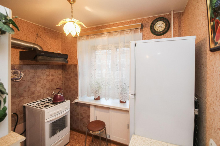 2-комн квартира Игримская, 16
