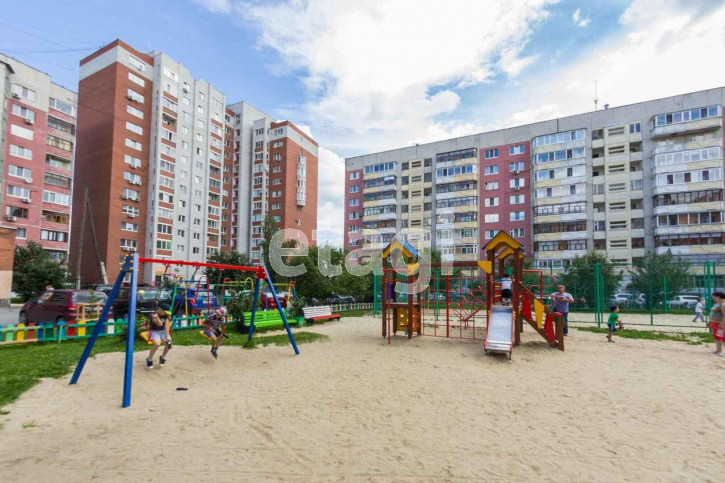 1-комн квартира Широтная, 100/4