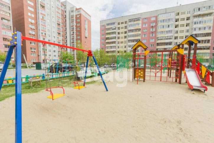 1-комн квартира Широтная, 100/4