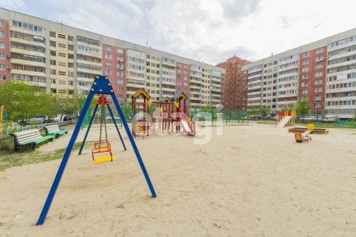 1-комн квартира Широтная, 100/4