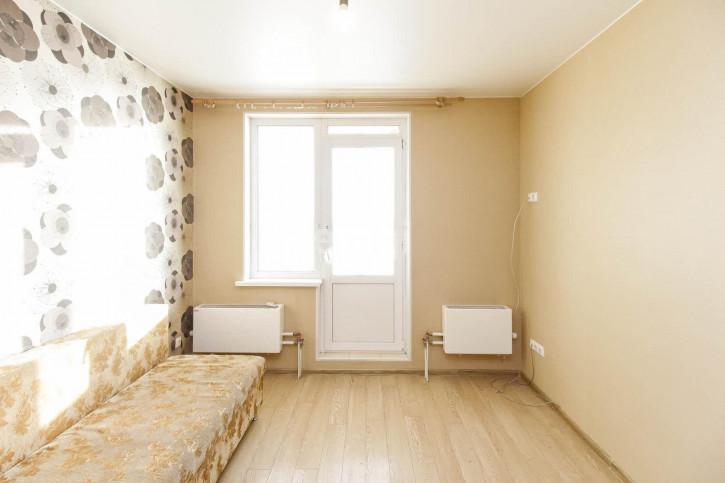 2-комн квартира Западносибирская, 30
