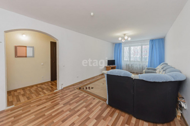 2-комн квартира Монтажников, 41