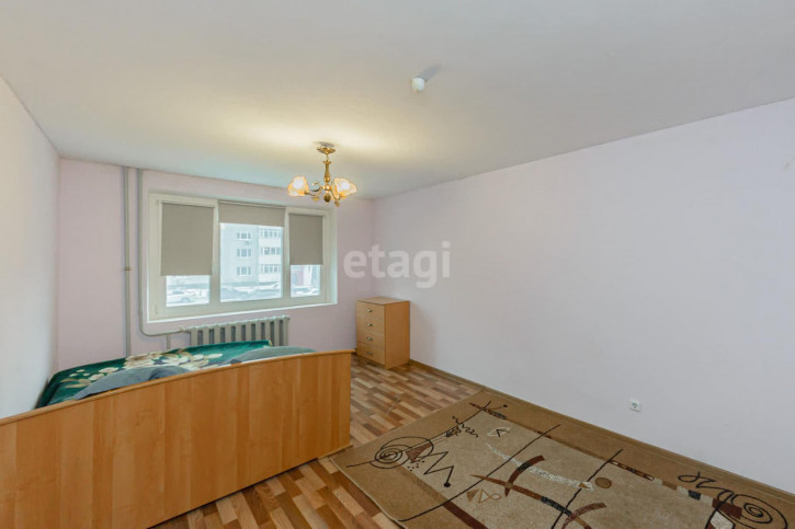 2-комн квартира Монтажников, 41