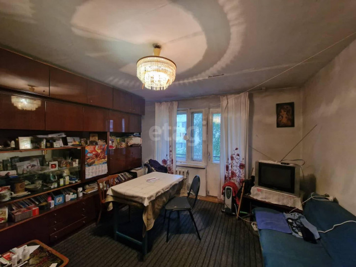 3-комн квартира Широтная, 111