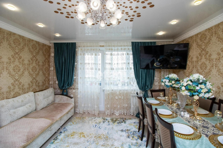 4-комн квартира Ставропольская, 11а