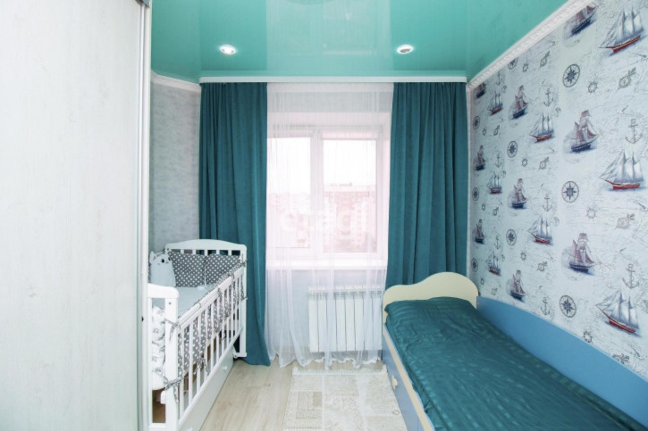 4-комн квартира Ставропольская, 11а