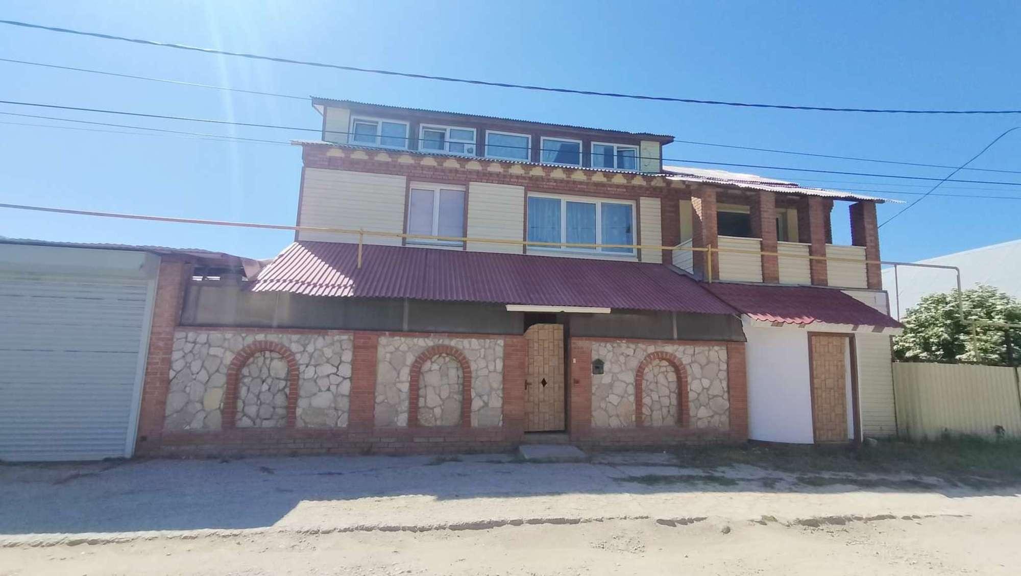 Купить дачу, дом, коттедж за 12 400 000 рублей на Кирова улица, 60