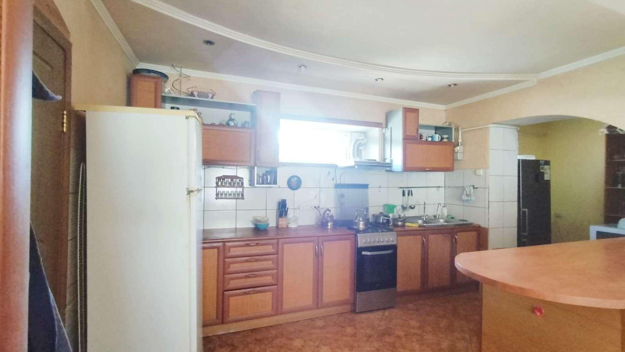 Купить дачу, дом, коттедж за 12 400 000 рублей на Кирова улица, 60