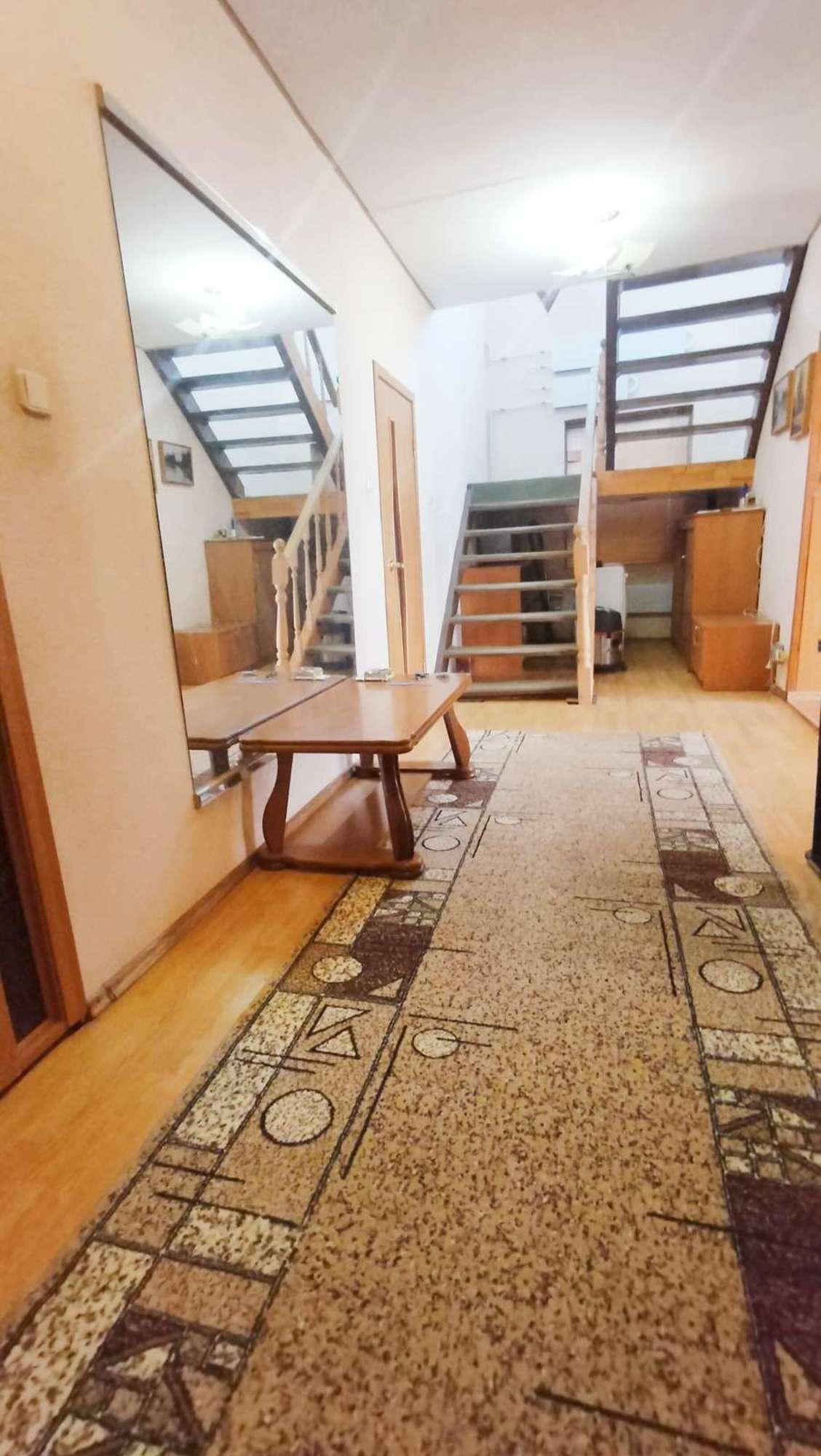 Купить дачу, дом, коттедж за 12 400 000 рублей на Кирова улица, 60