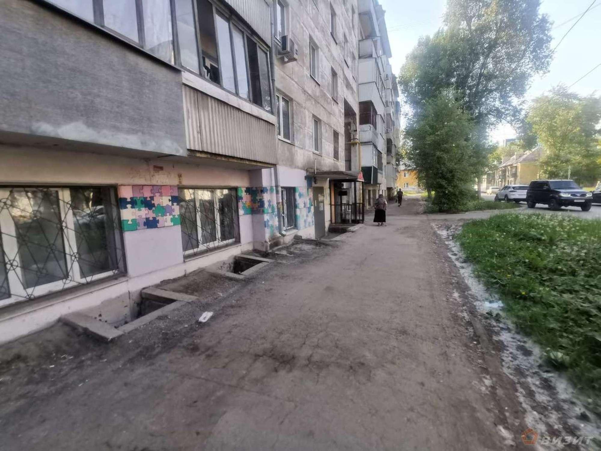 Купить складское помещение за 2 500 000 рублей на Свободы улица, 145