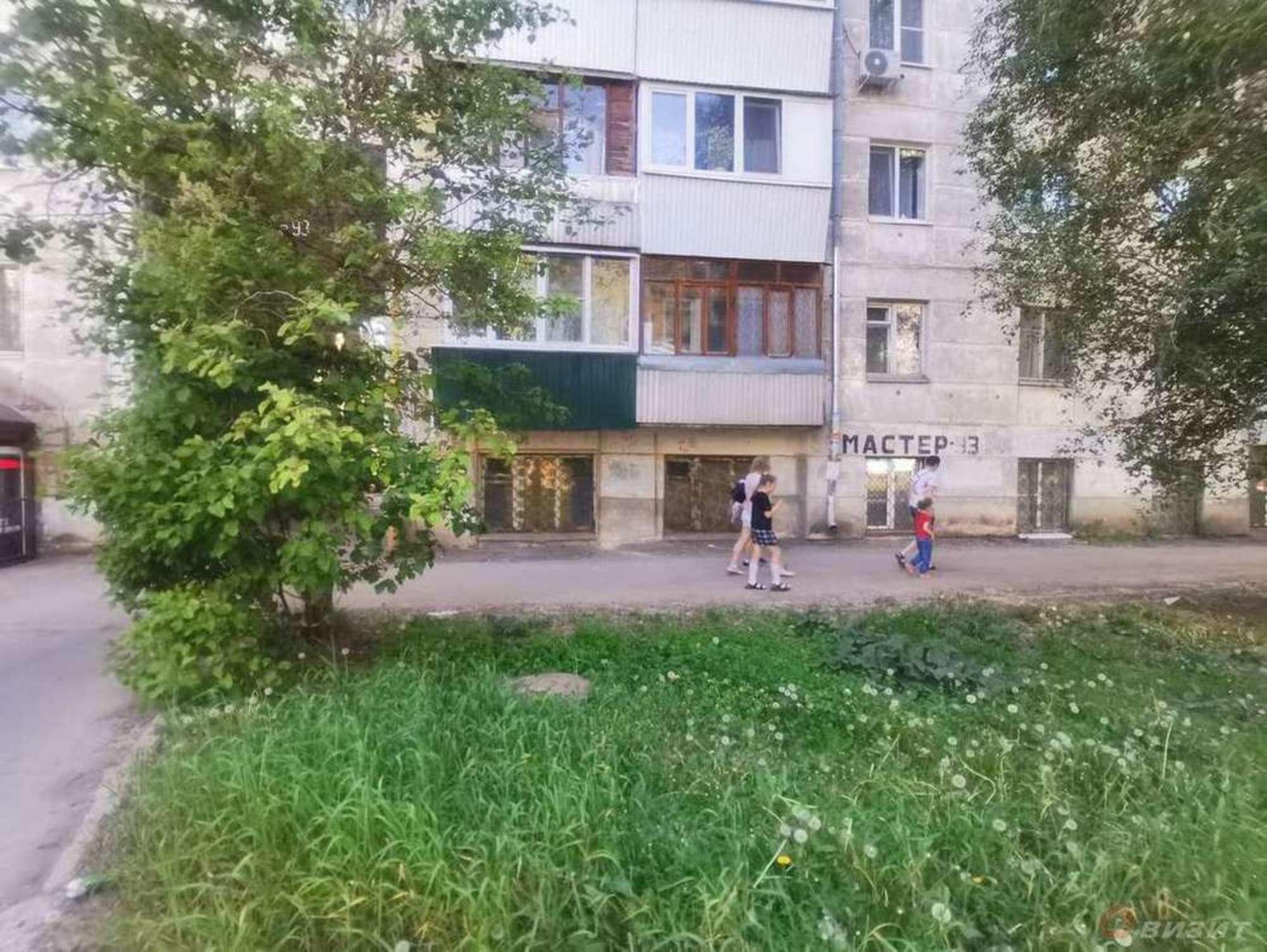 Купить складское помещение за 2 500 000 рублей на Свободы улица, 145