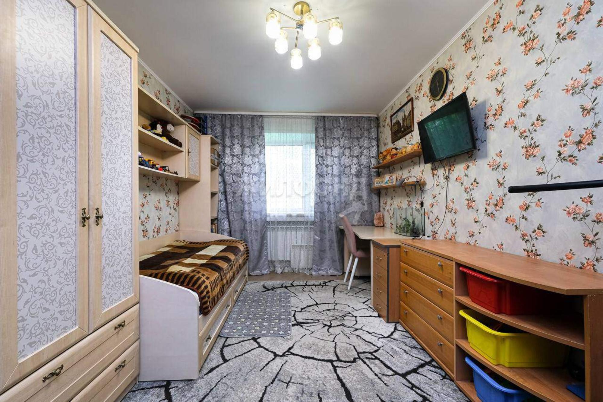 Купить квартиру за 3 950 000 рублей на Бурденко улица, д.9