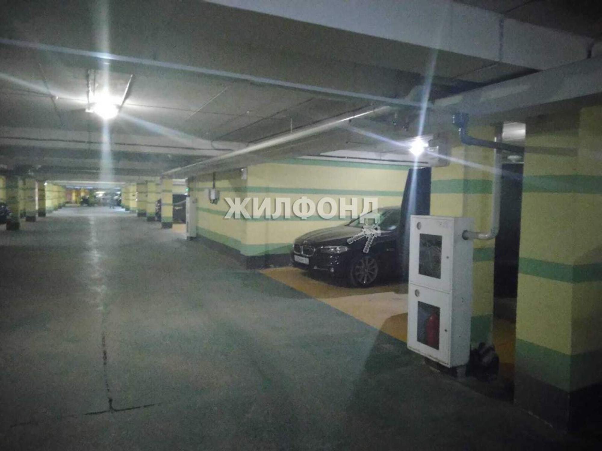 Купить гараж, место в паркинге за 1 050 000 рублей на Орджоникидзе улица, д.47