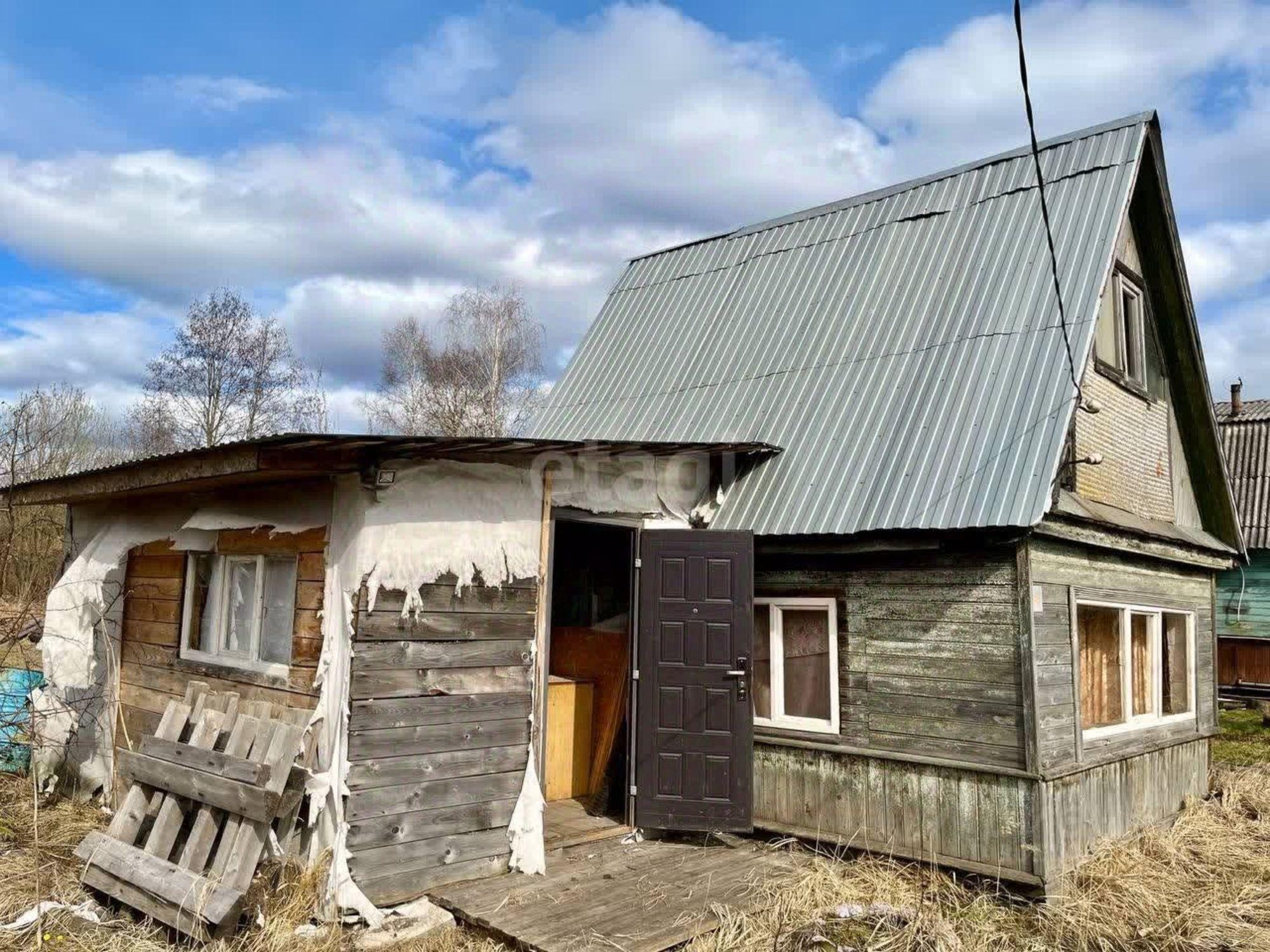 Купить дачу, дом, коттедж за 300 000 рублей на ,