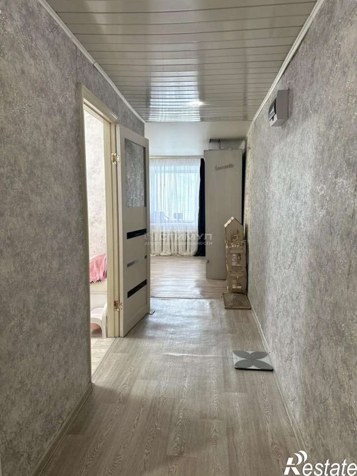 2-комн квартира Россия,  г. Комсомольск-на-Амуре, ул. Ленинградская, д. 67, корп. 2