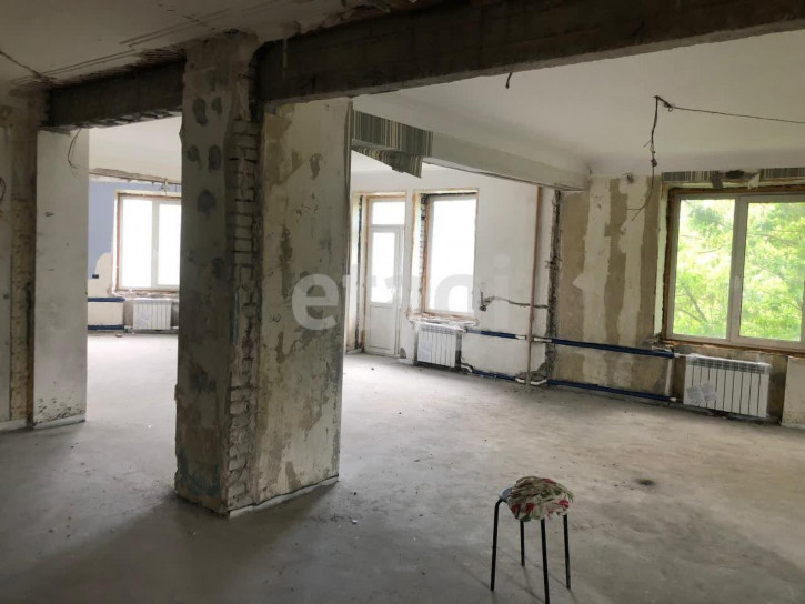 4-комн квартира Комсомольская улица