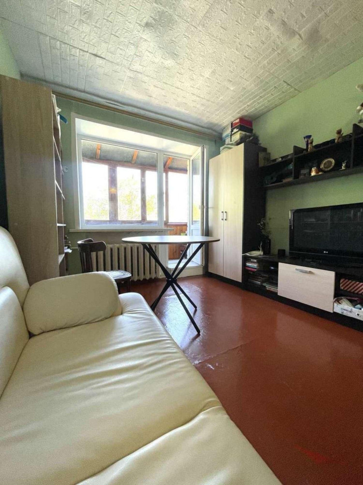 2-комн квартира Авроры улица, 110кА