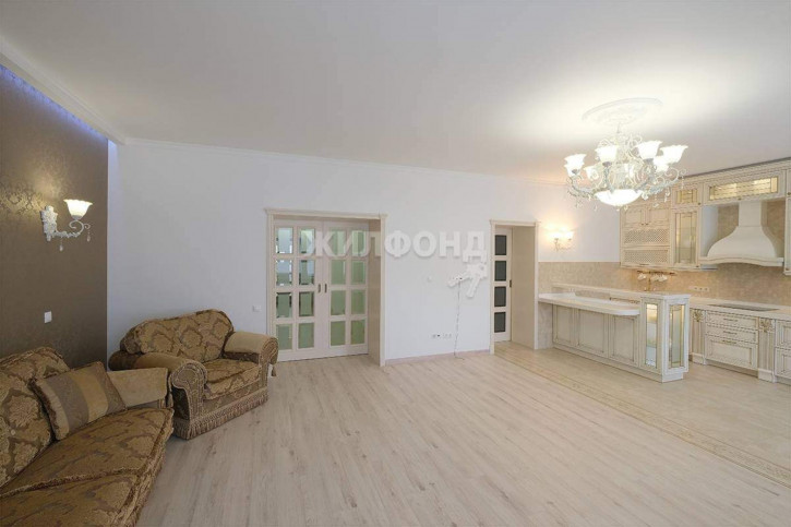 3-комн квартира Кирова улица, д.27