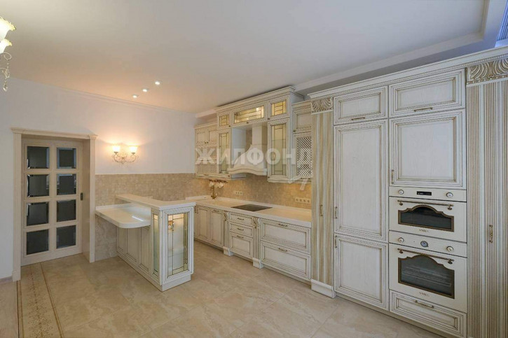 3-комн квартира Кирова улица, д.27