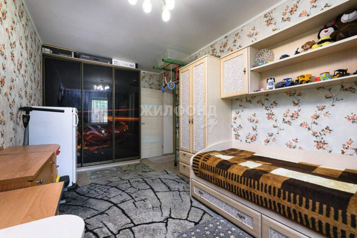 2-комн квартира Бурденко улица, д.9