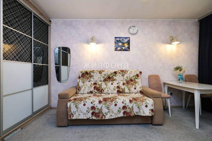 2-комн квартира Бурденко улица, д.9