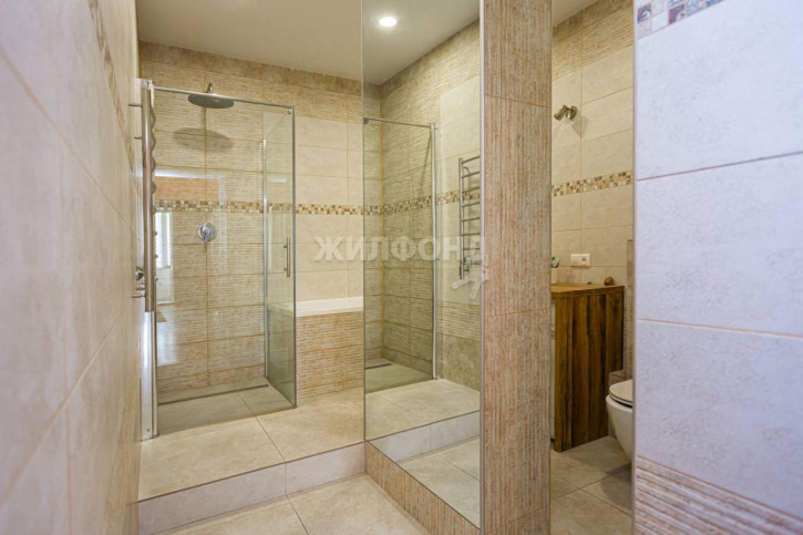 4-комн квартира Павловского улица, д.3