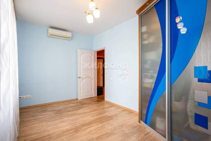 4-комн квартира Павловского улица, д.3