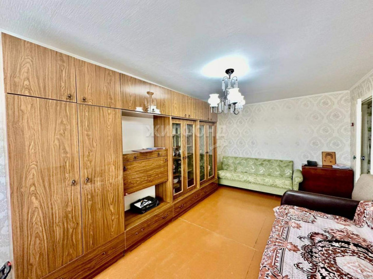 2-комн квартира 1-й микрорайон, д.19