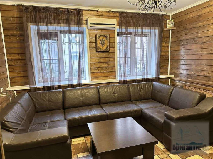 2-комн квартира Никитинская улица, 17