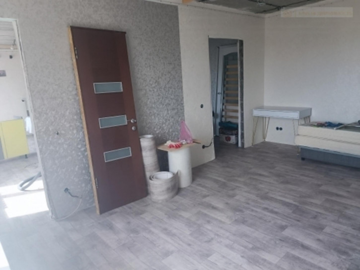 2-комн квартира Мира улица, 85