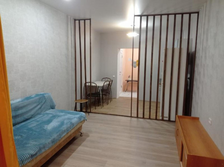 1-комн квартира Ключевой проспект, 2