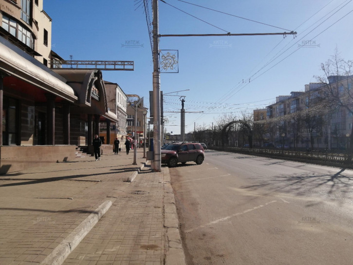 3-комн квартира Кирова улица,96