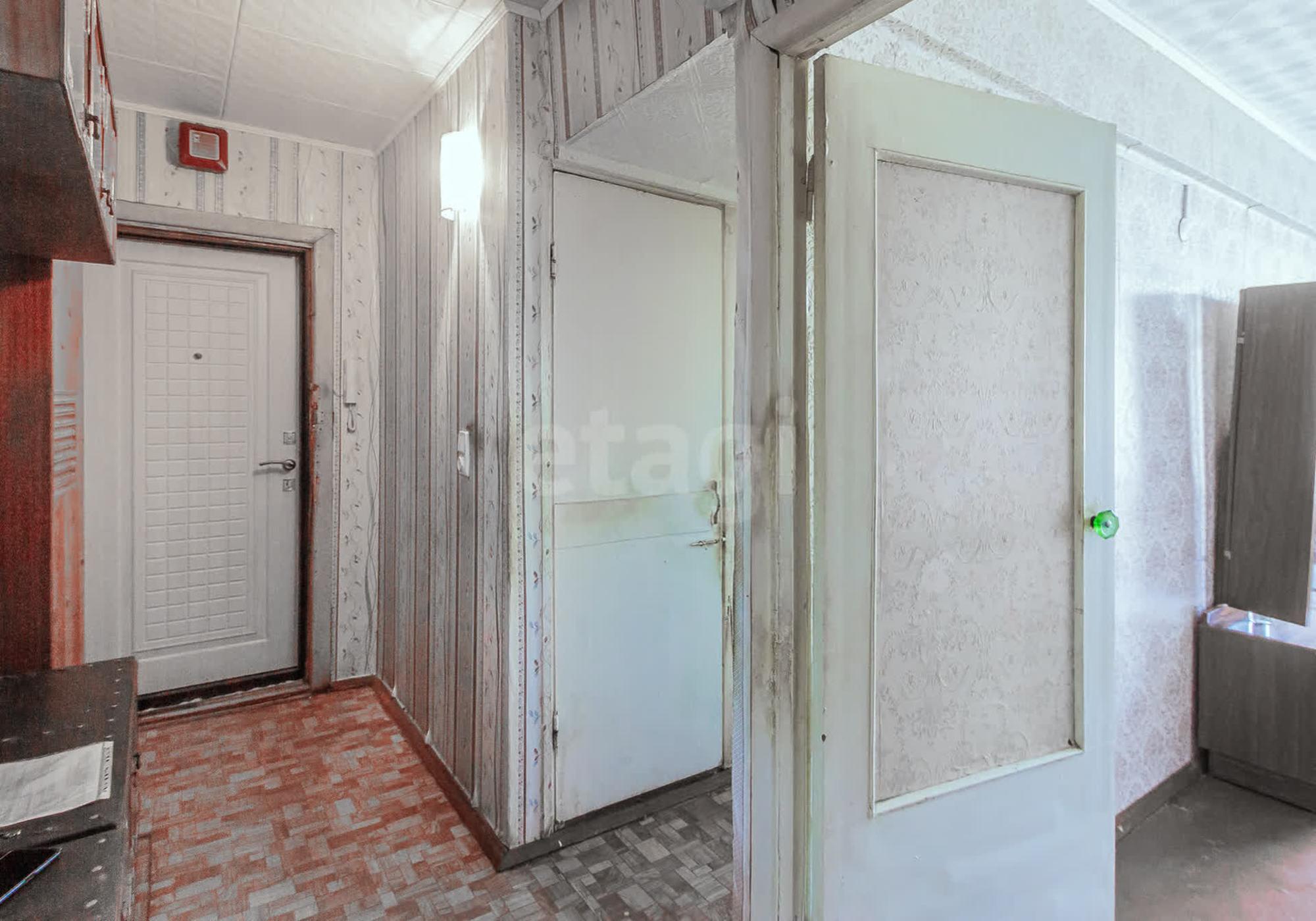 Купить квартиру за 2 100 000 рублей на Школьная улица, 10