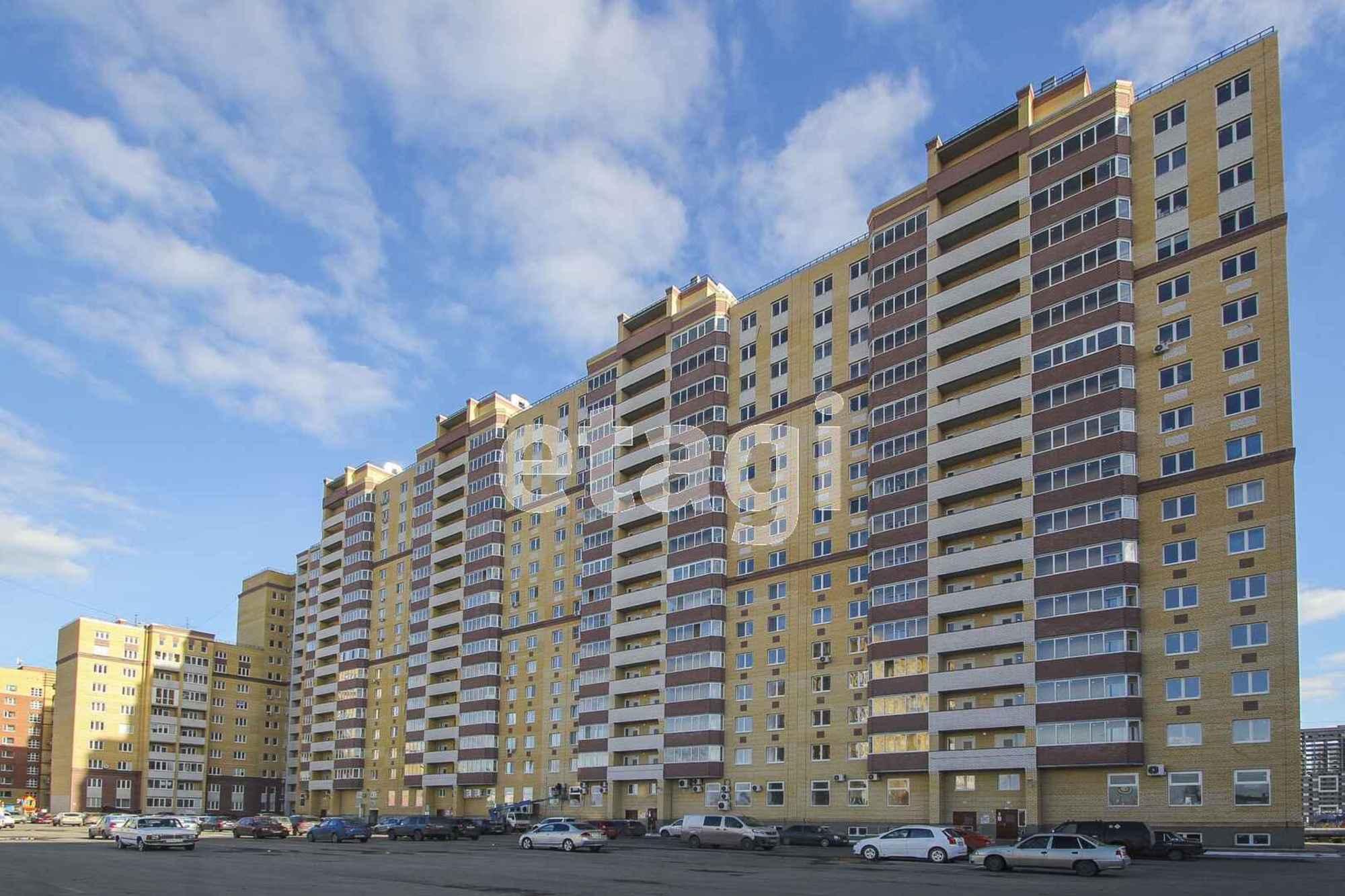 Купить квартиру за 12 000 000 рублей на Мельникайте, 138а