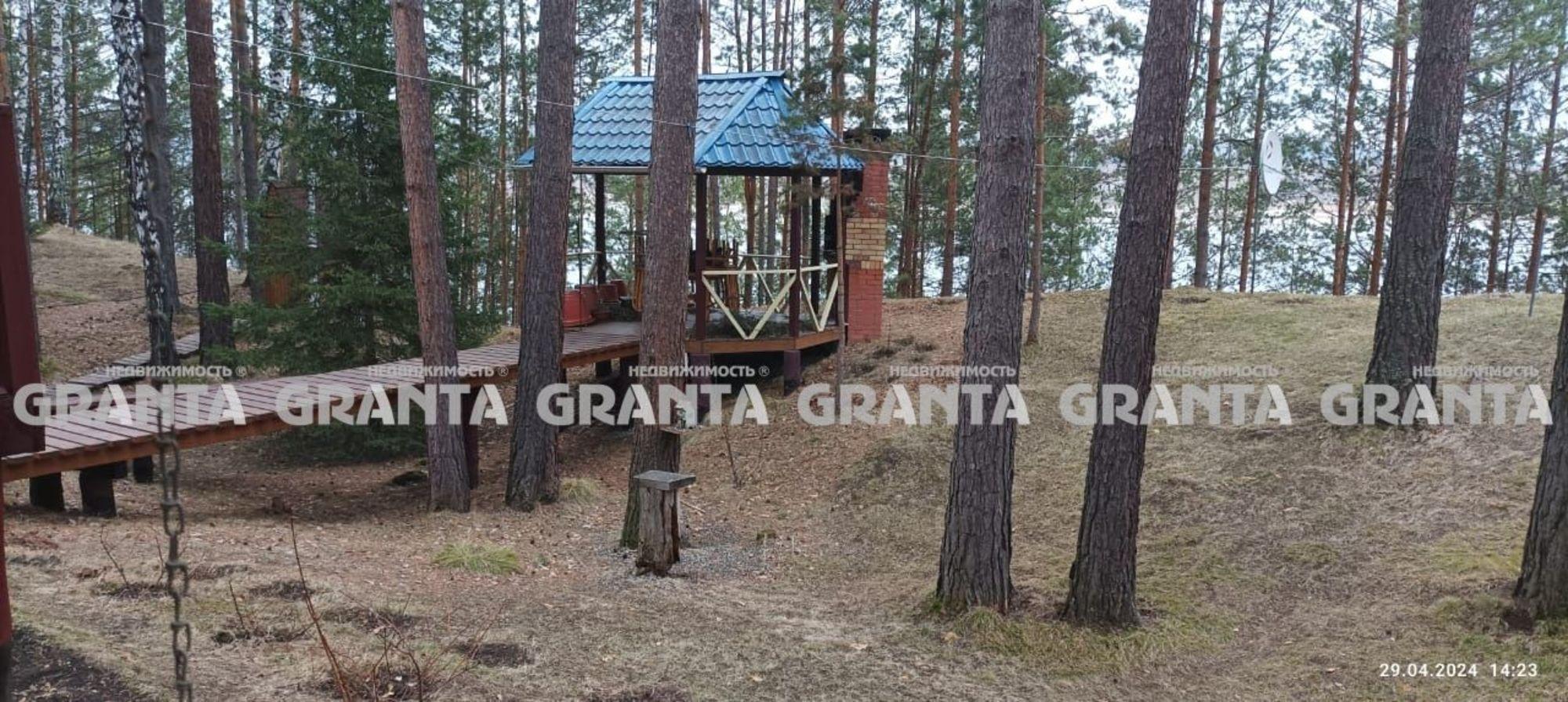 Купить дачу, дом, коттедж за 6 200 000 рублей на ул. Центральная, 1