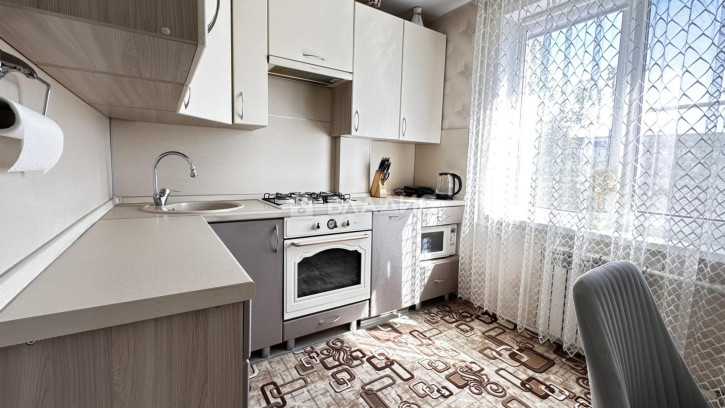 2-комн квартира улица Верхняя Дуброва