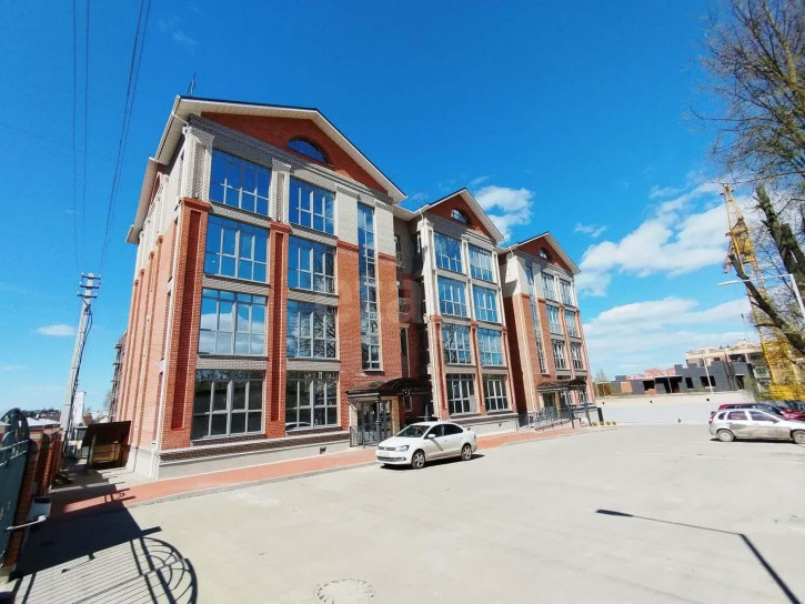 3-комн квартира Февральский переулок, 15