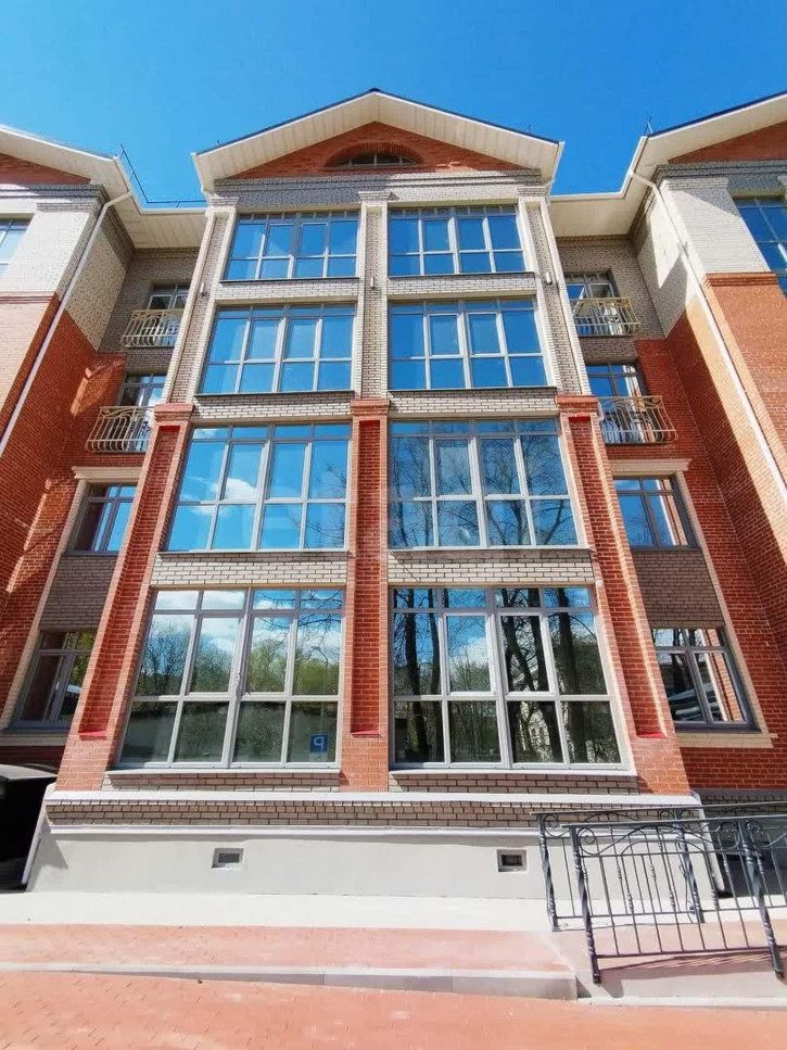 3-комн квартира Февральский переулок, 15