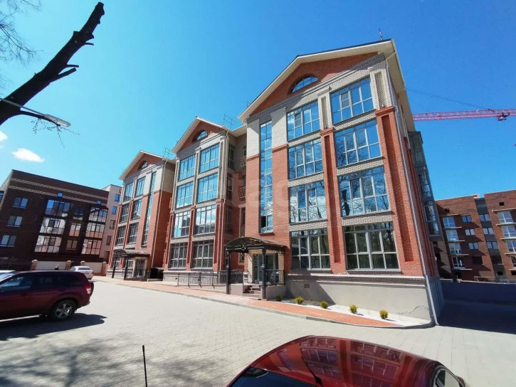 3-комн квартира Февральский переулок, 15