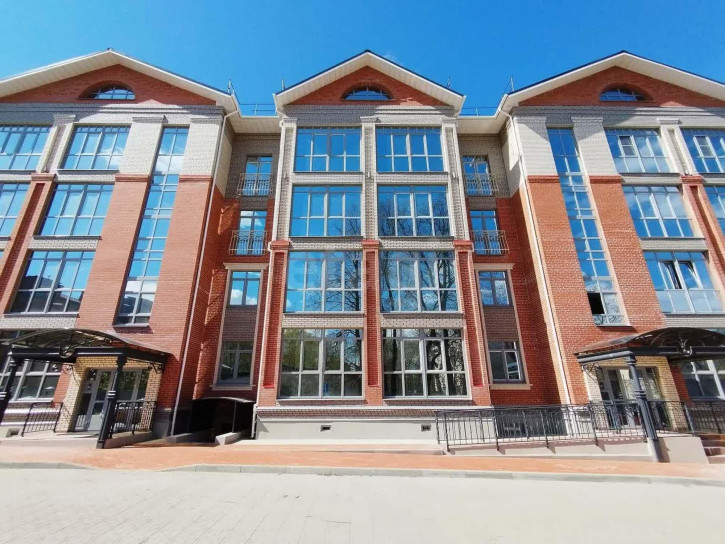 3-комн квартира Февральский переулок, 15