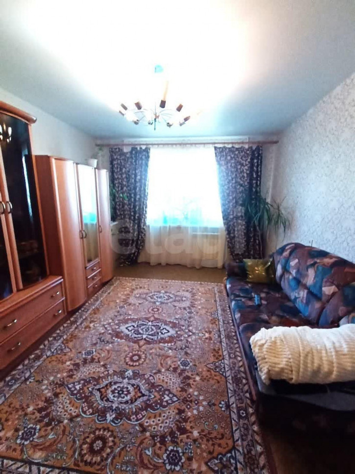 3-комн квартира улица Возрождения, 74б