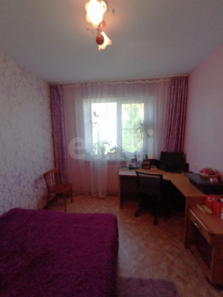 3-комн квартира улица Возрождения, 74б