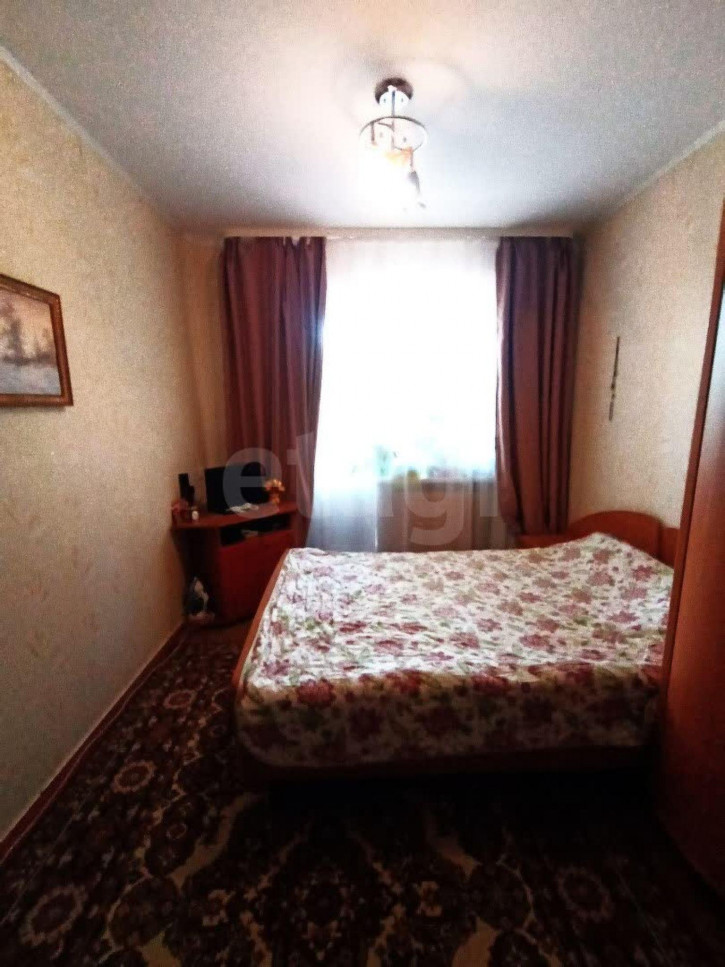 3-комн квартира улица Возрождения, 74б