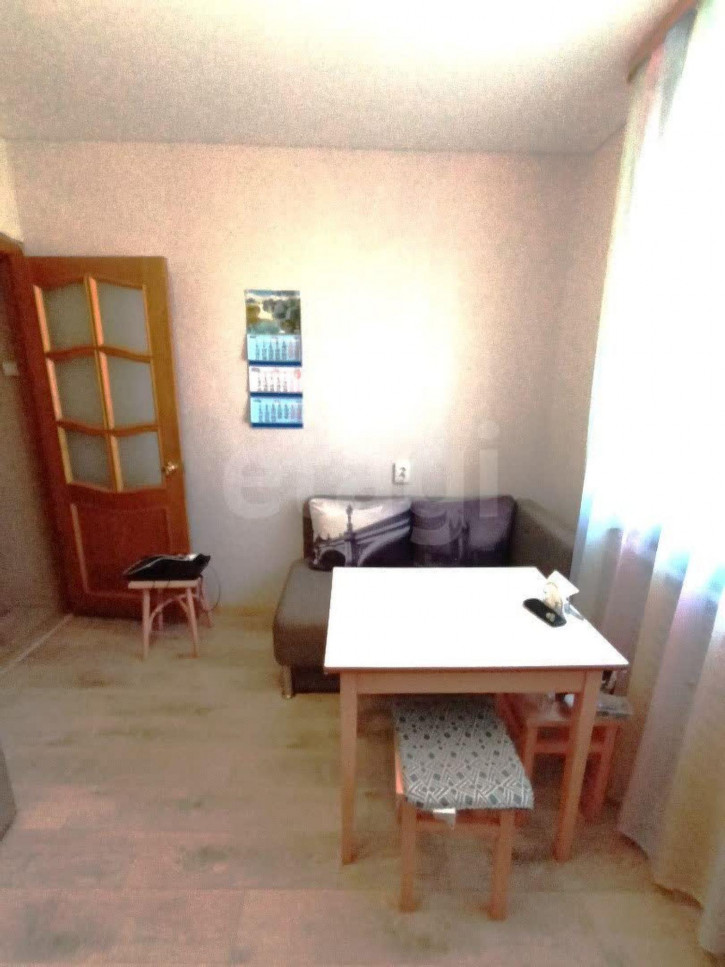 3-комн квартира улица Возрождения, 74б