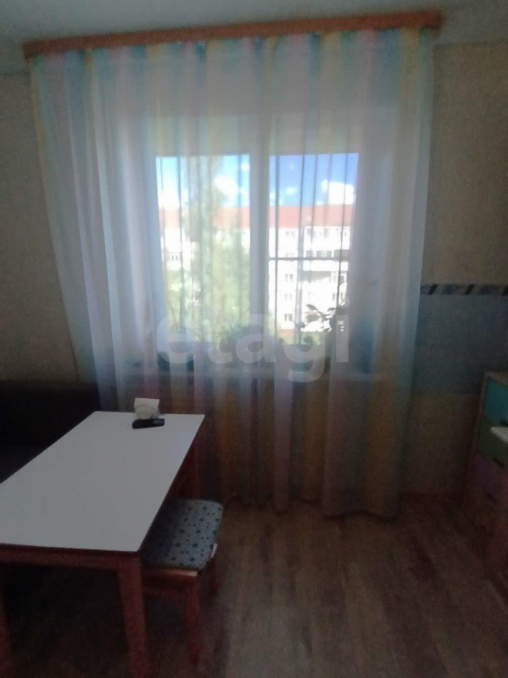 3-комн квартира улица Возрождения, 74б