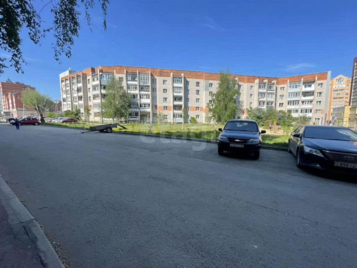 3-комн квартира улица Тендрякова, 13